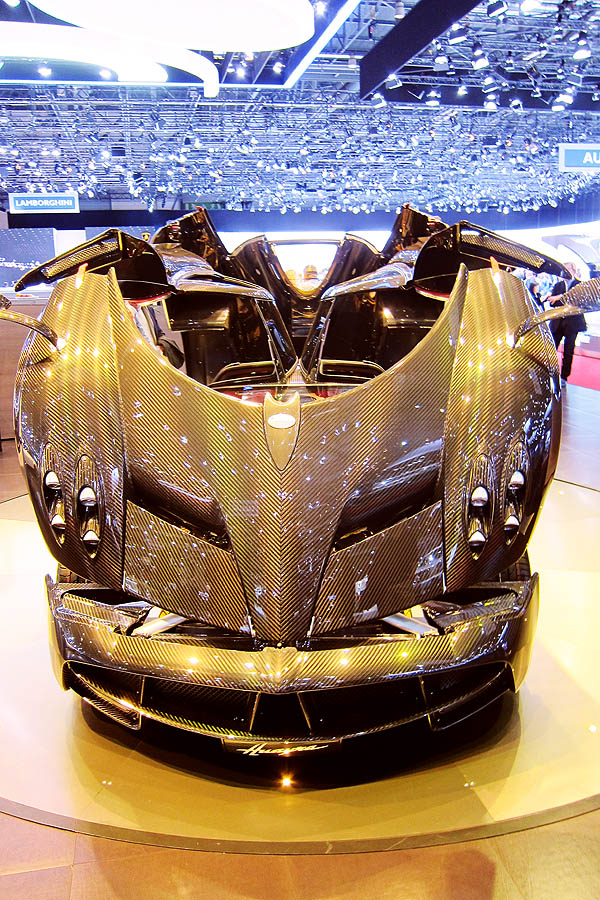 Pagani Huayra Carbon Edition, front view with bonnet open